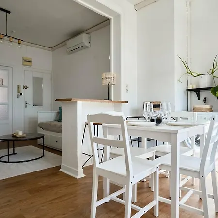 Elegant T2, Charmant,