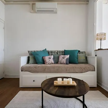 Elegant T2, Charmant, Apartment