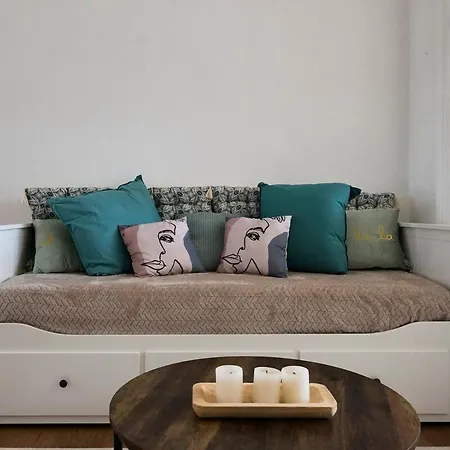 Elegant T2, Charmant,