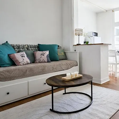 Elegant T2, Charmant, *