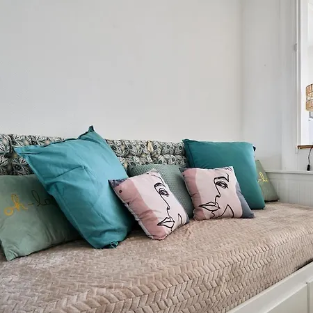 Elegant T2, Charmant, Apartment